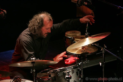 Andrzej Mazurek - drums